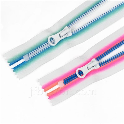 Bijeli plastični patentni zatvarač sa PVC povlačenjem