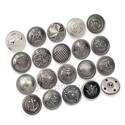 Srebrna dugmad za blejzer